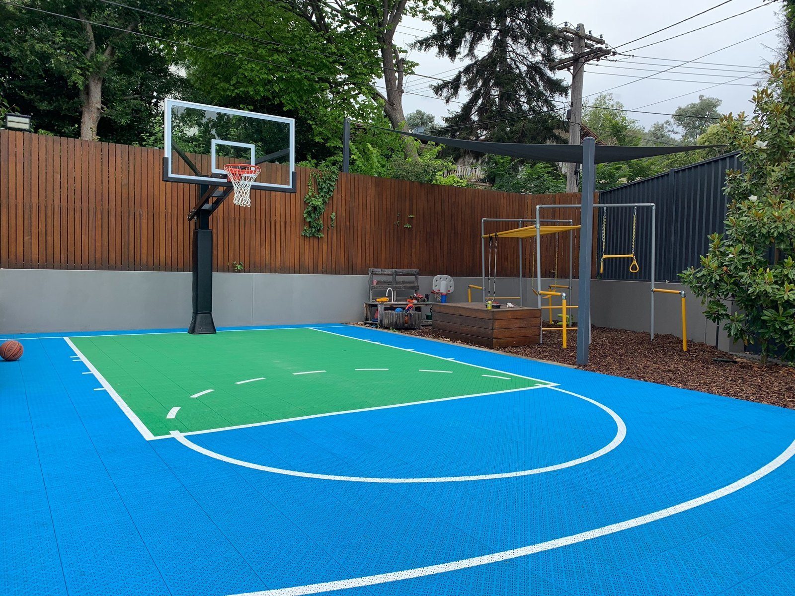 Green & Blue Basketball Court
